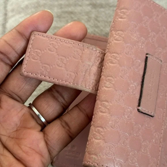 Gucci Pink Leather Monogram Wallet - Picture 13 of 15